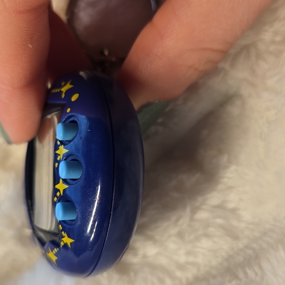 Tamagotchi Connection v3 English Blue Stars Constellations 2005 - Picture 5 of 6